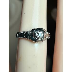 18k white gold vintage art deco diamond smoke dainty ring fine jewelry sz 5.75